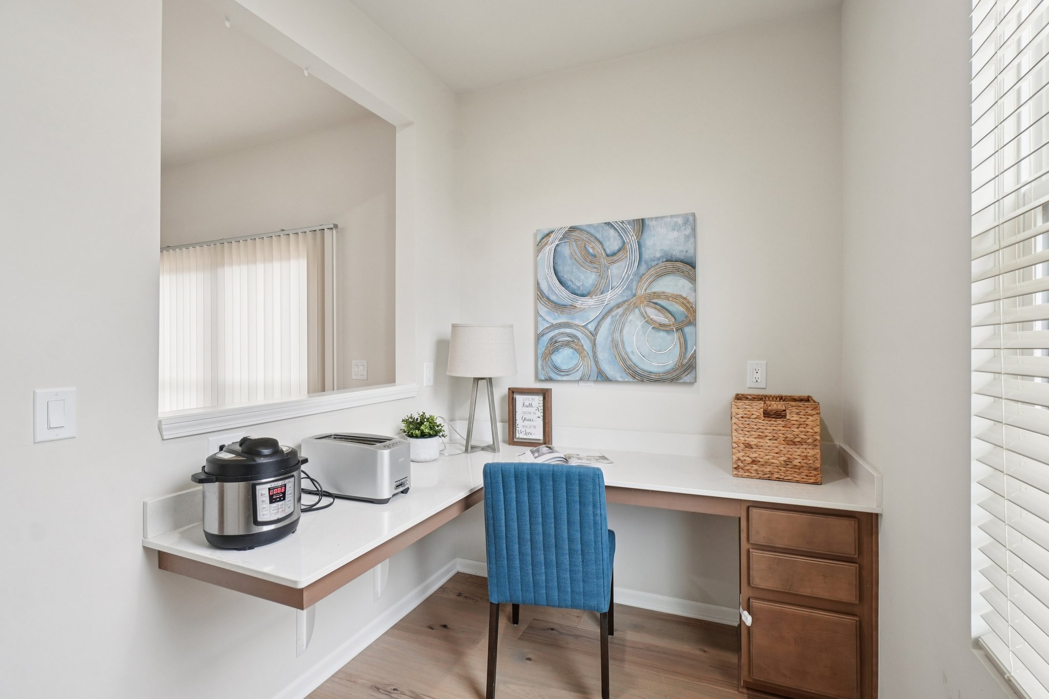 Martin Rd-S1703-021.jpg