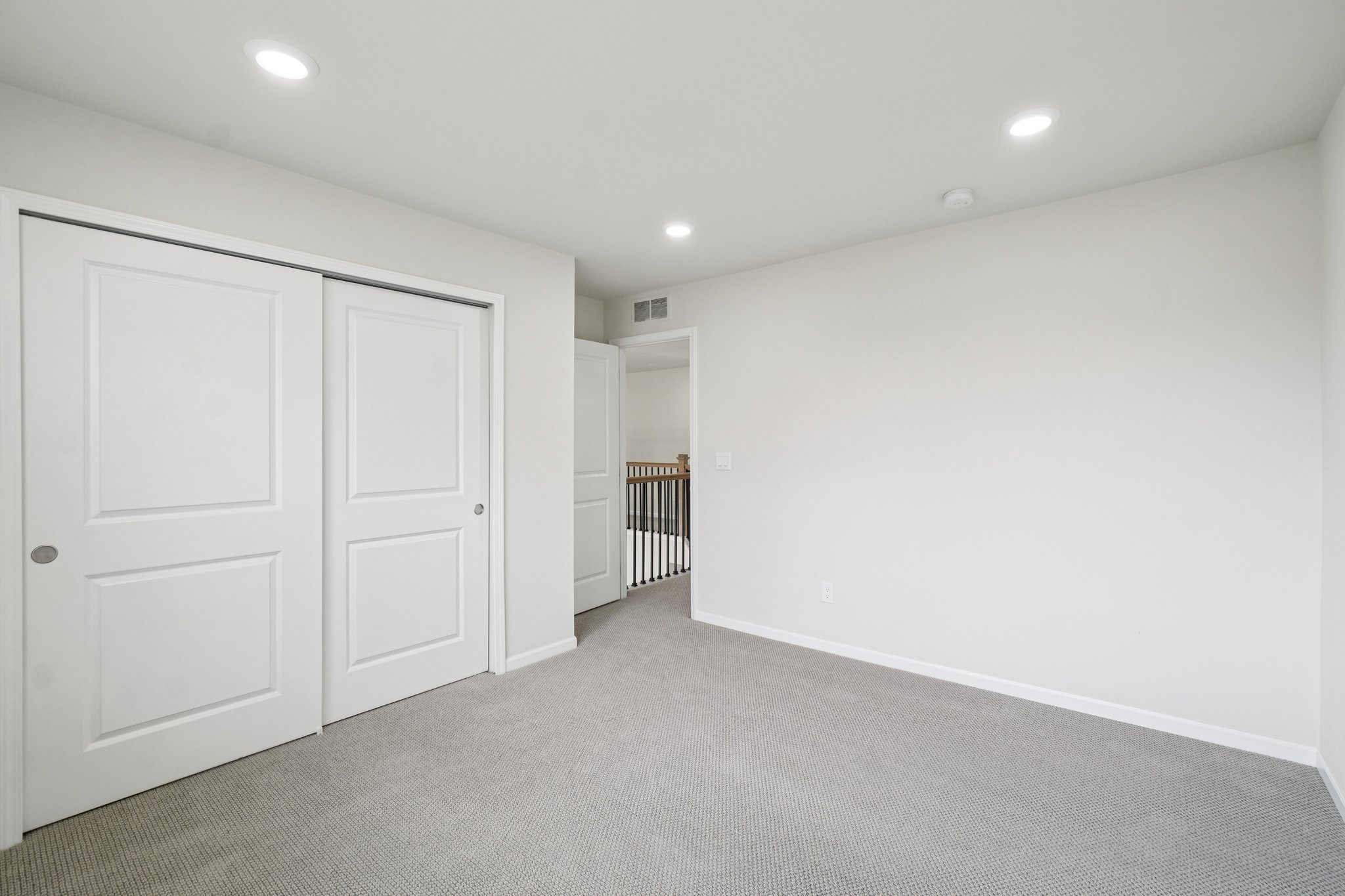 Martin Rd-S1703-033.jpg