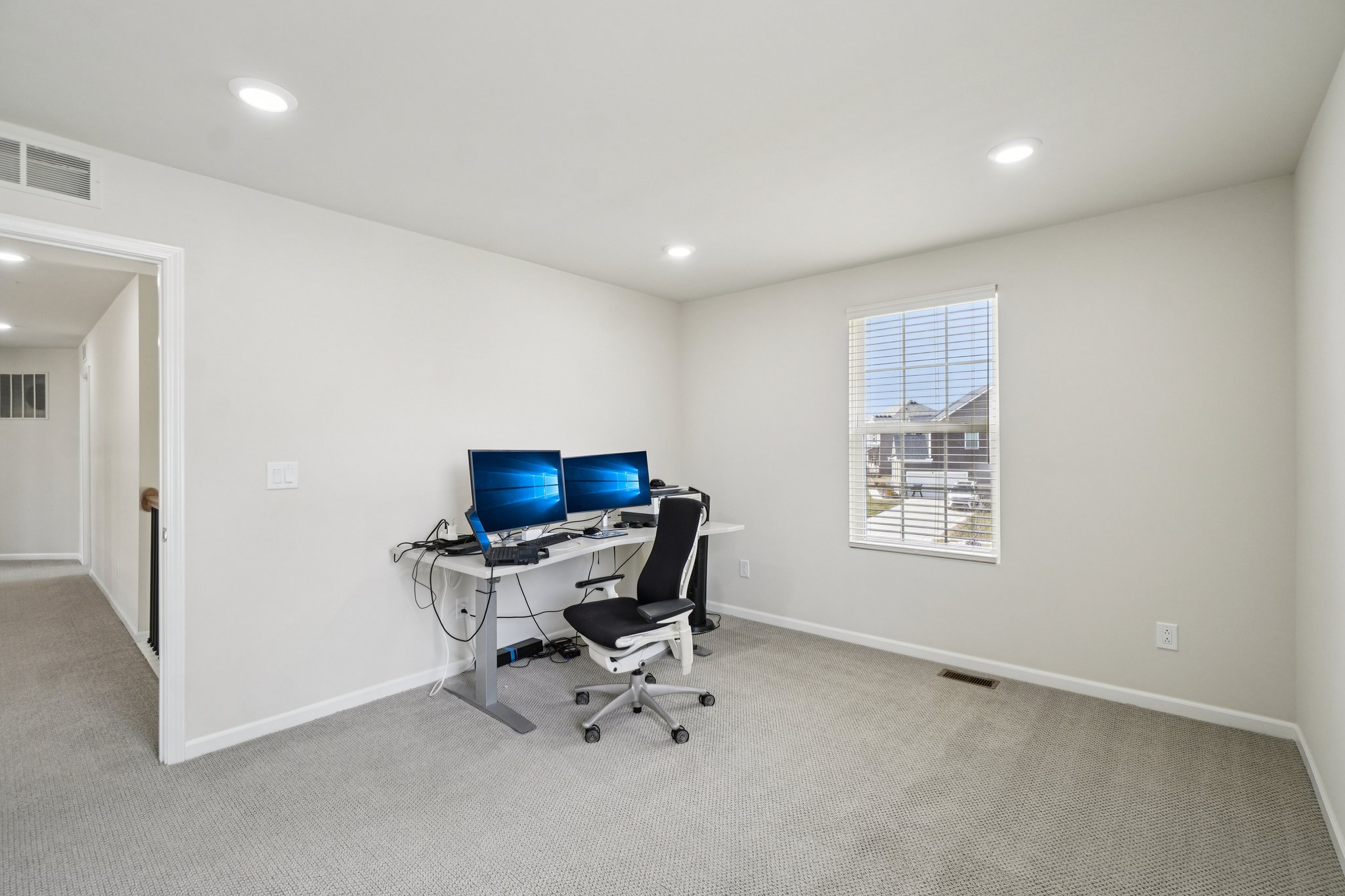 Martin Rd-S1703-035.jpg