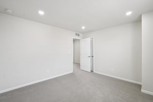 Martin Rd-S1703-029.jpg