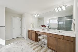 Martin Rd-S1703-039.jpg