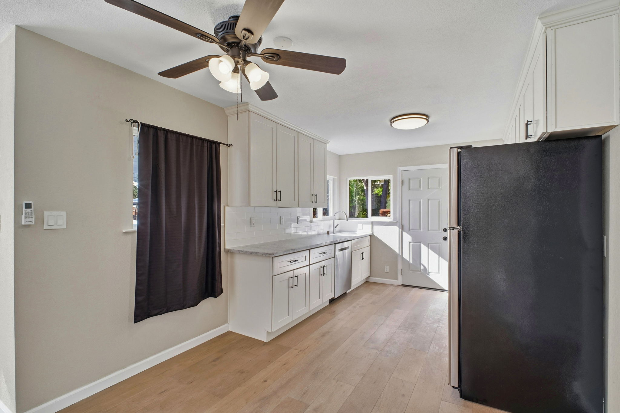 015_F8_22824 High St