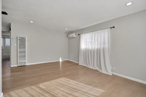 007_F8_22824 High St