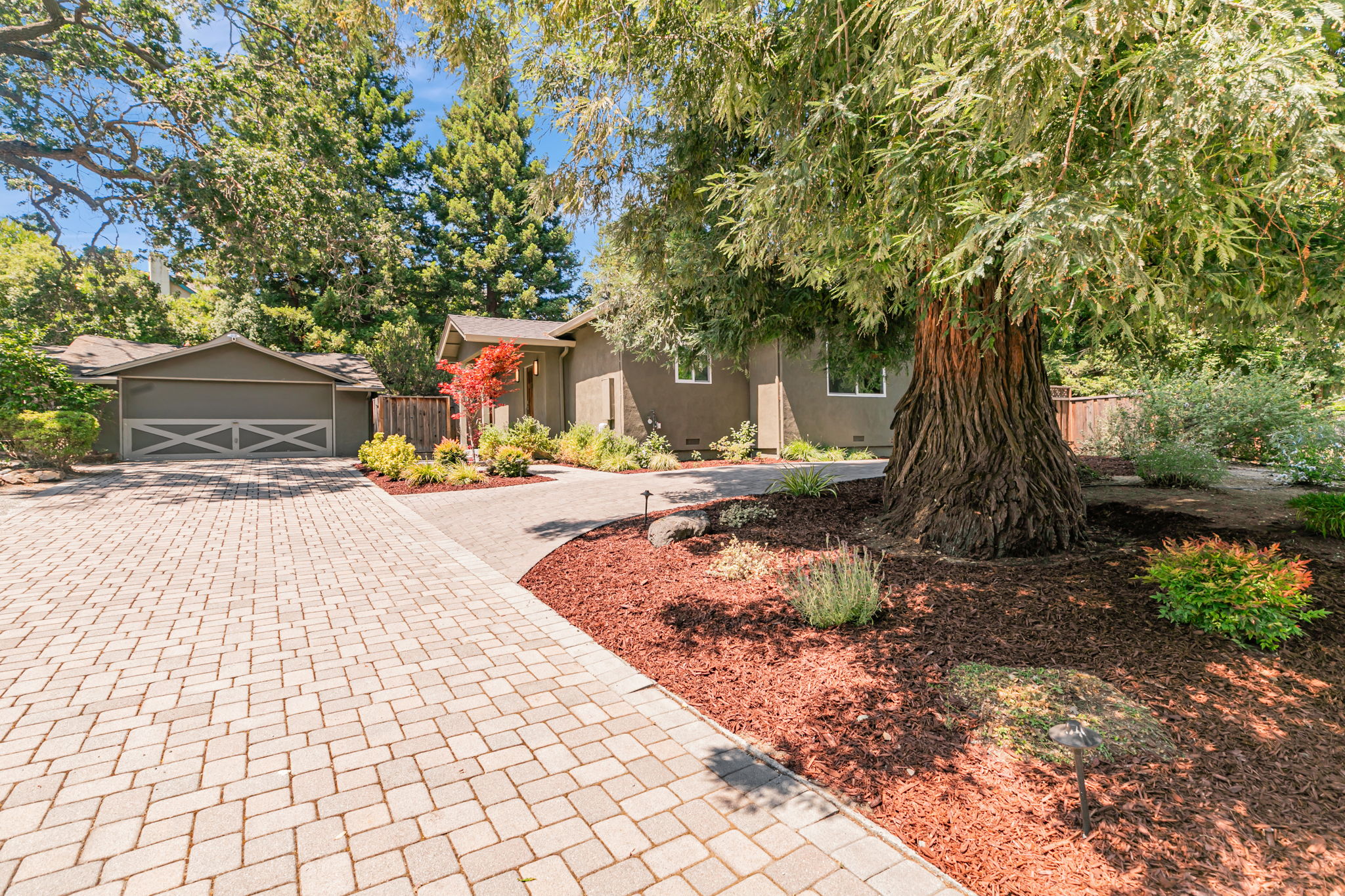 002_22826 Sequoia Dr A