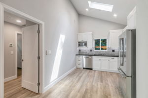 015_22826 Sequoia Dr A