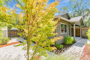 031_22826 Sequoia Dr A