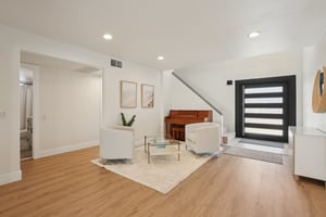 Larkin St-1706-008.jpg