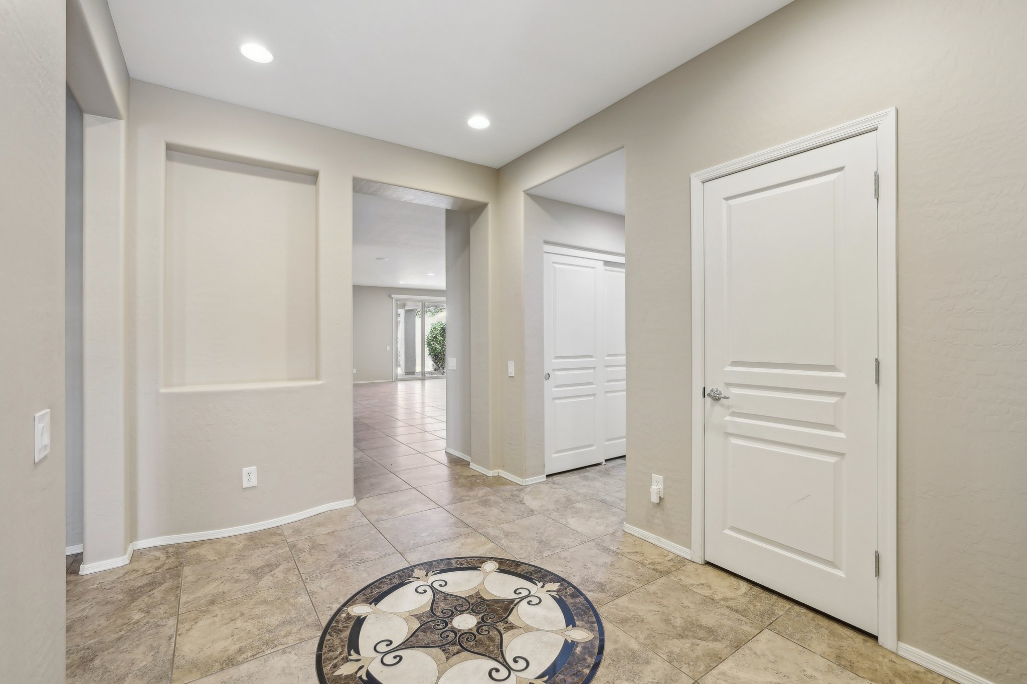 Carambala Ln-2405-006.jpg