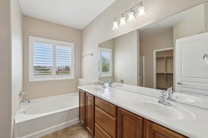 Carambala Ln-2405-024.jpg