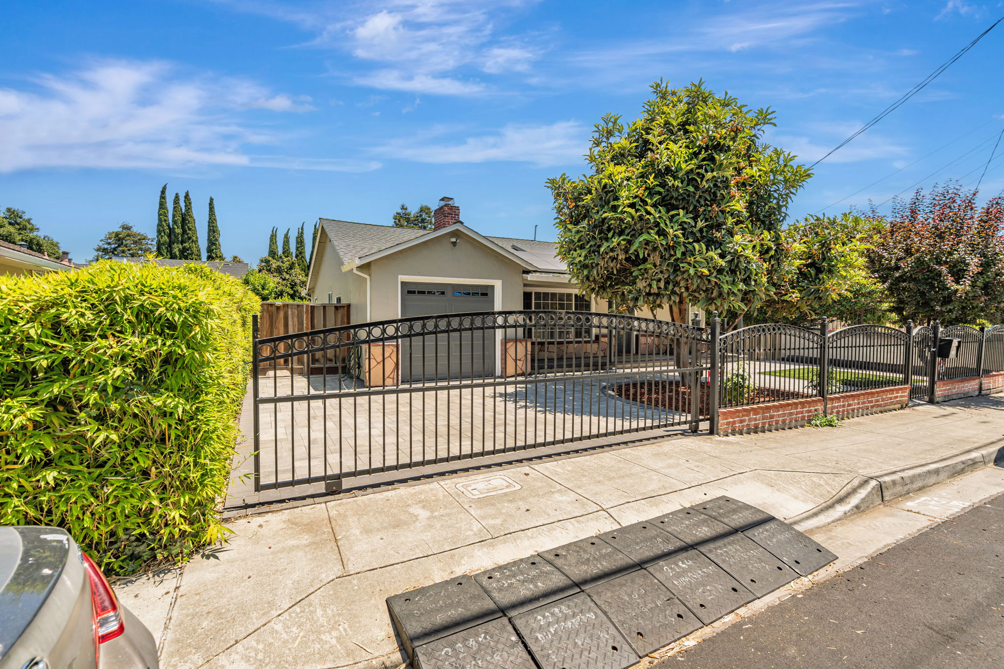 039_ 2284 Dumbarton Ave  East Palo Alto