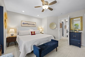  Photo 35