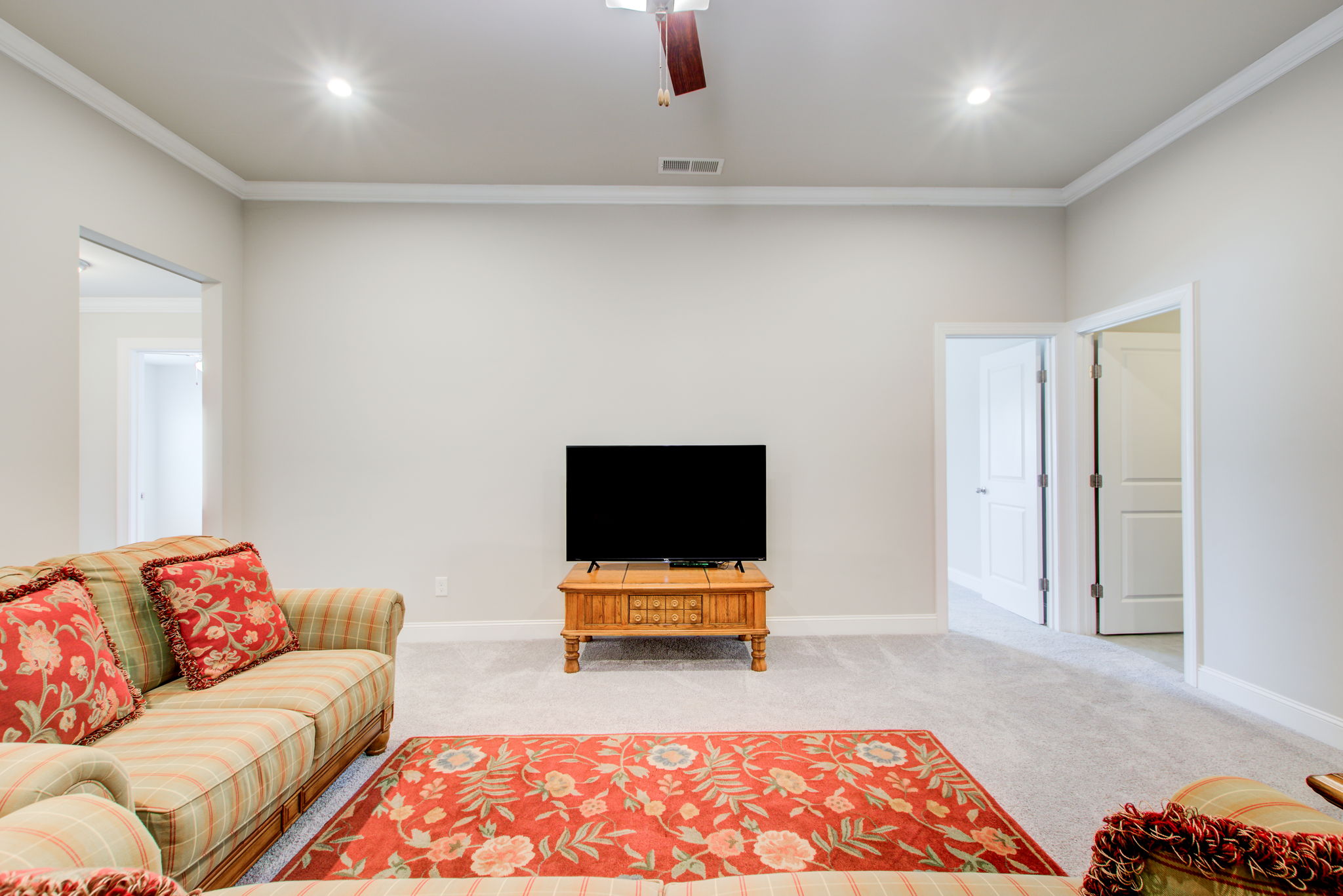 26 Media Loft w Secondary BR Access