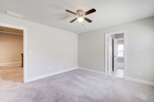 32 BR 2 B w Loft + J&J Bath