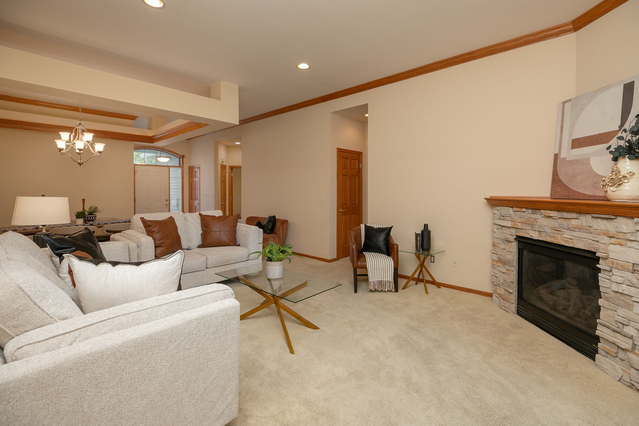 06-Living Room