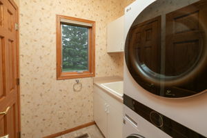18-Laundry