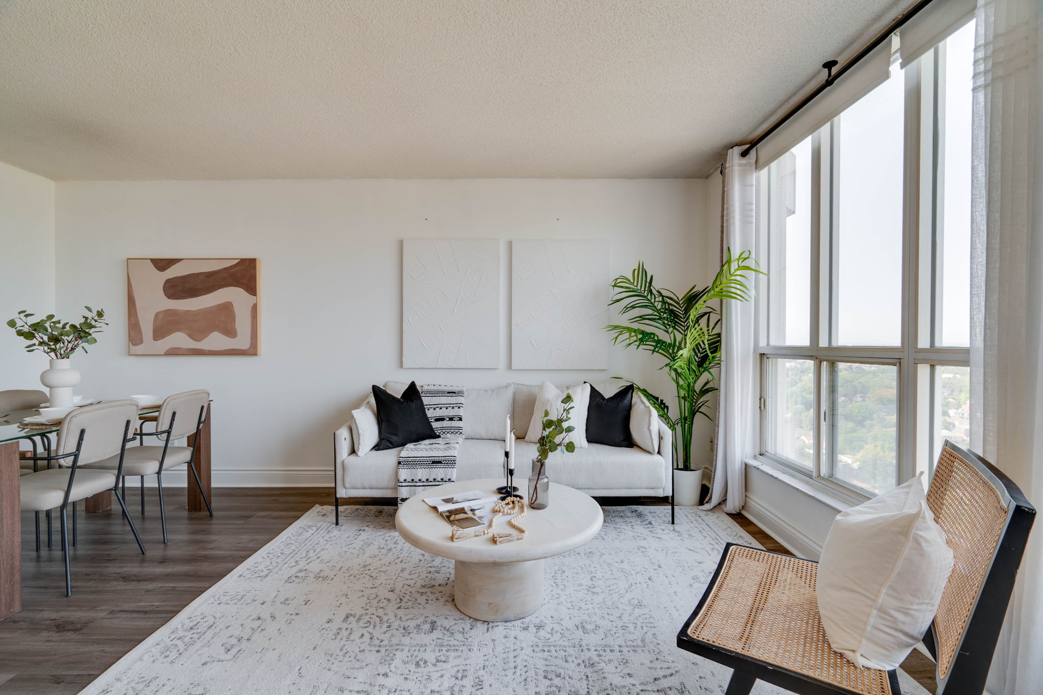 2285 Lake Shore Blvd W Unit 2210 Toronto, ON M8V 3X9