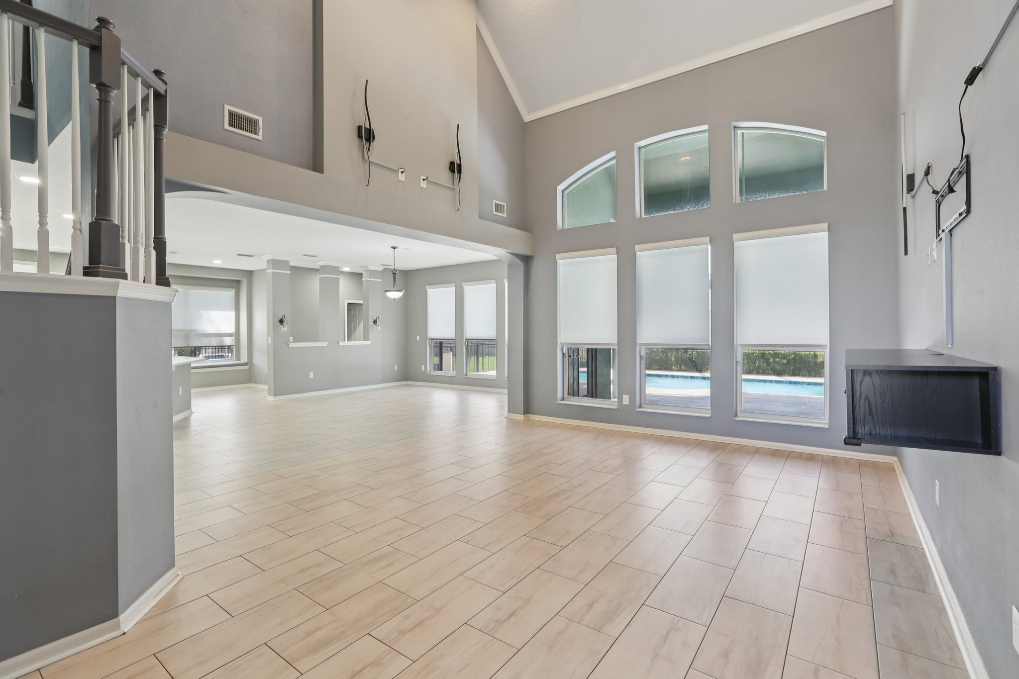 Collridge Dr-S0704-006.jpg