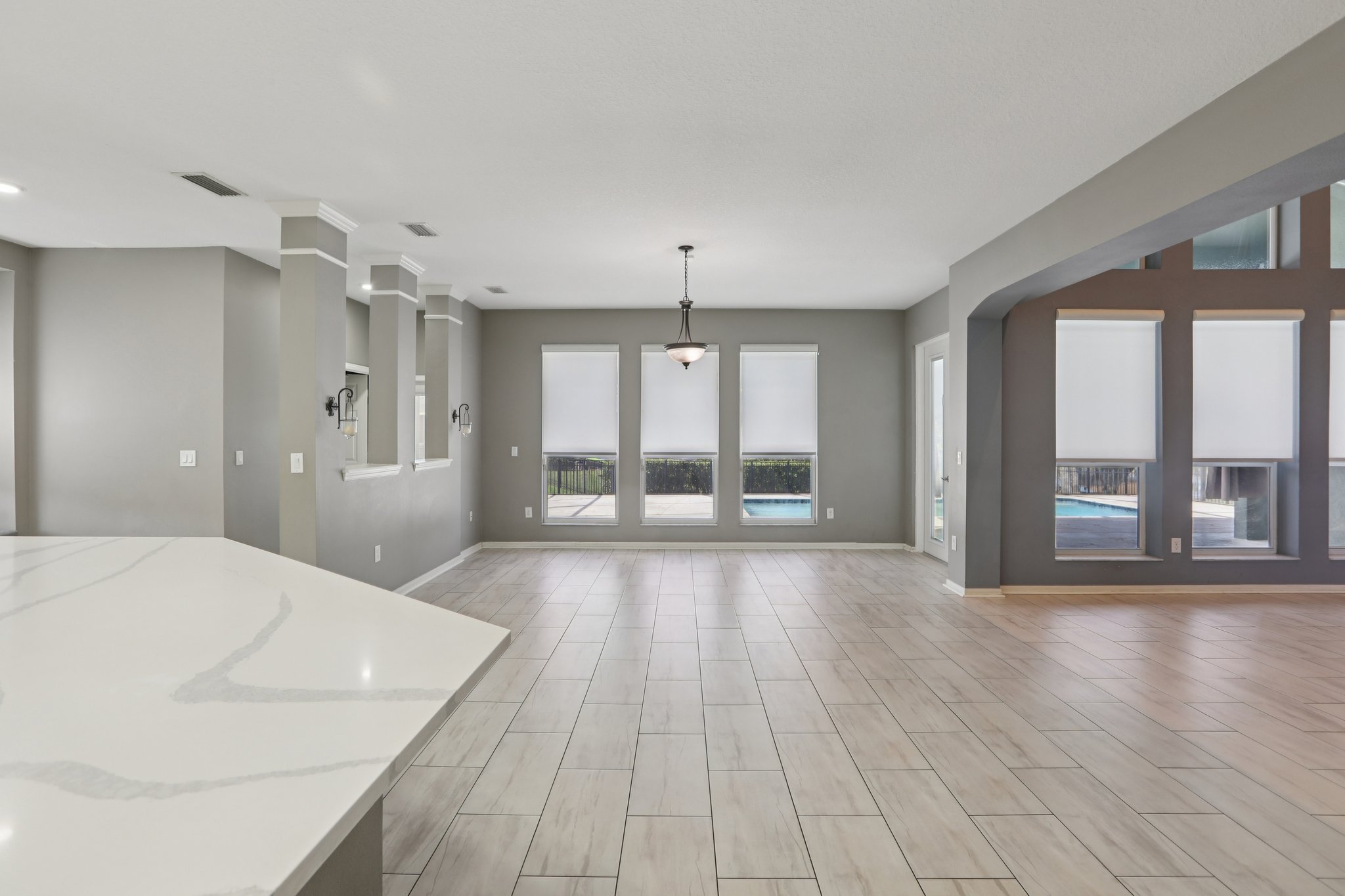 Collridge Dr-S0704-009.jpg