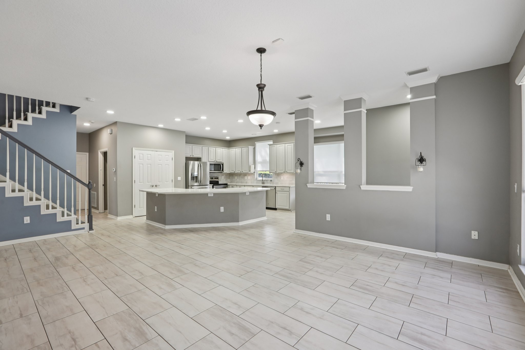 Collridge Dr-S0704-010.jpg