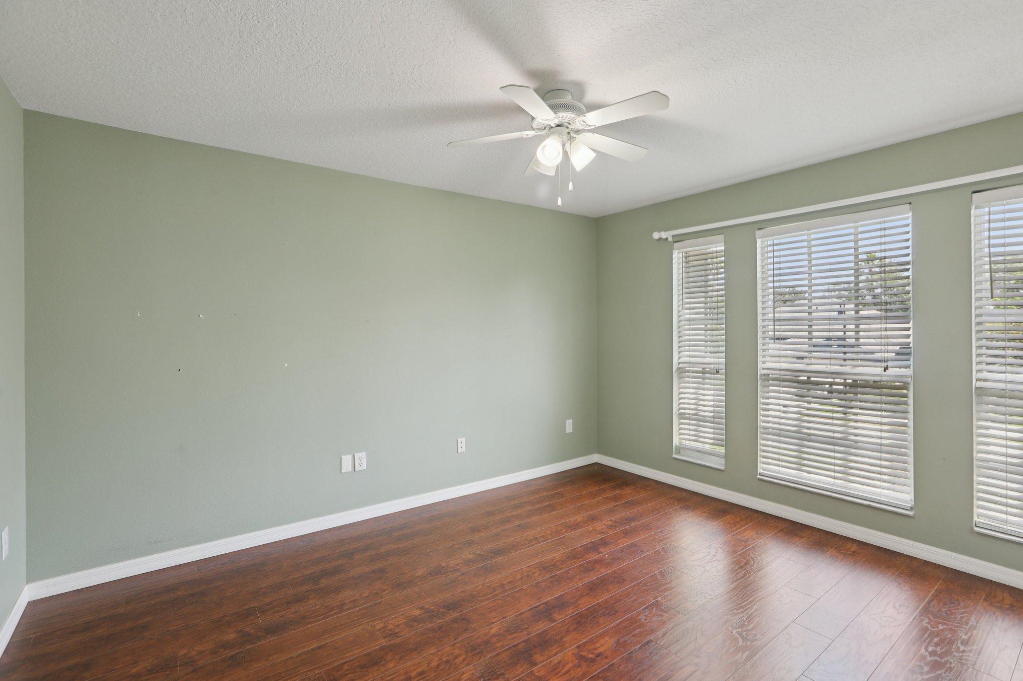 Collridge Dr-S0704-020.jpg