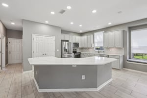 Collridge Dr-S0704-011.jpg