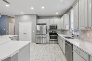 Collridge Dr-S0704-013.jpg