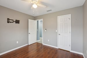 Collridge Dr-S0704-027.jpg