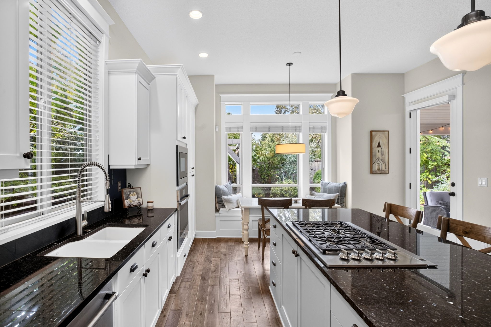 Kitchen/Breakfast Area