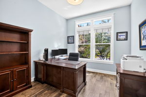 Bedroom/Office
