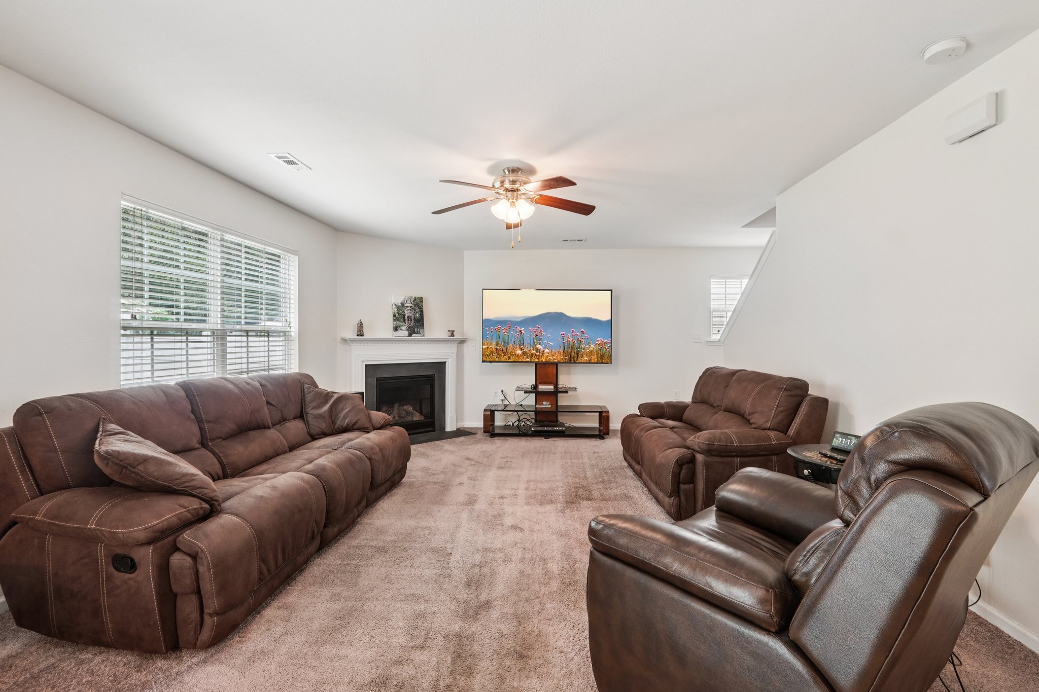 Reid Pointe Ave-S1208-011.jpg