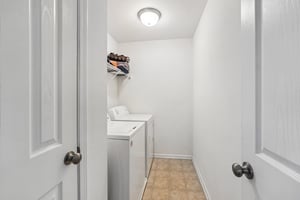 Reid Pointe Ave-S1208-035.jpg