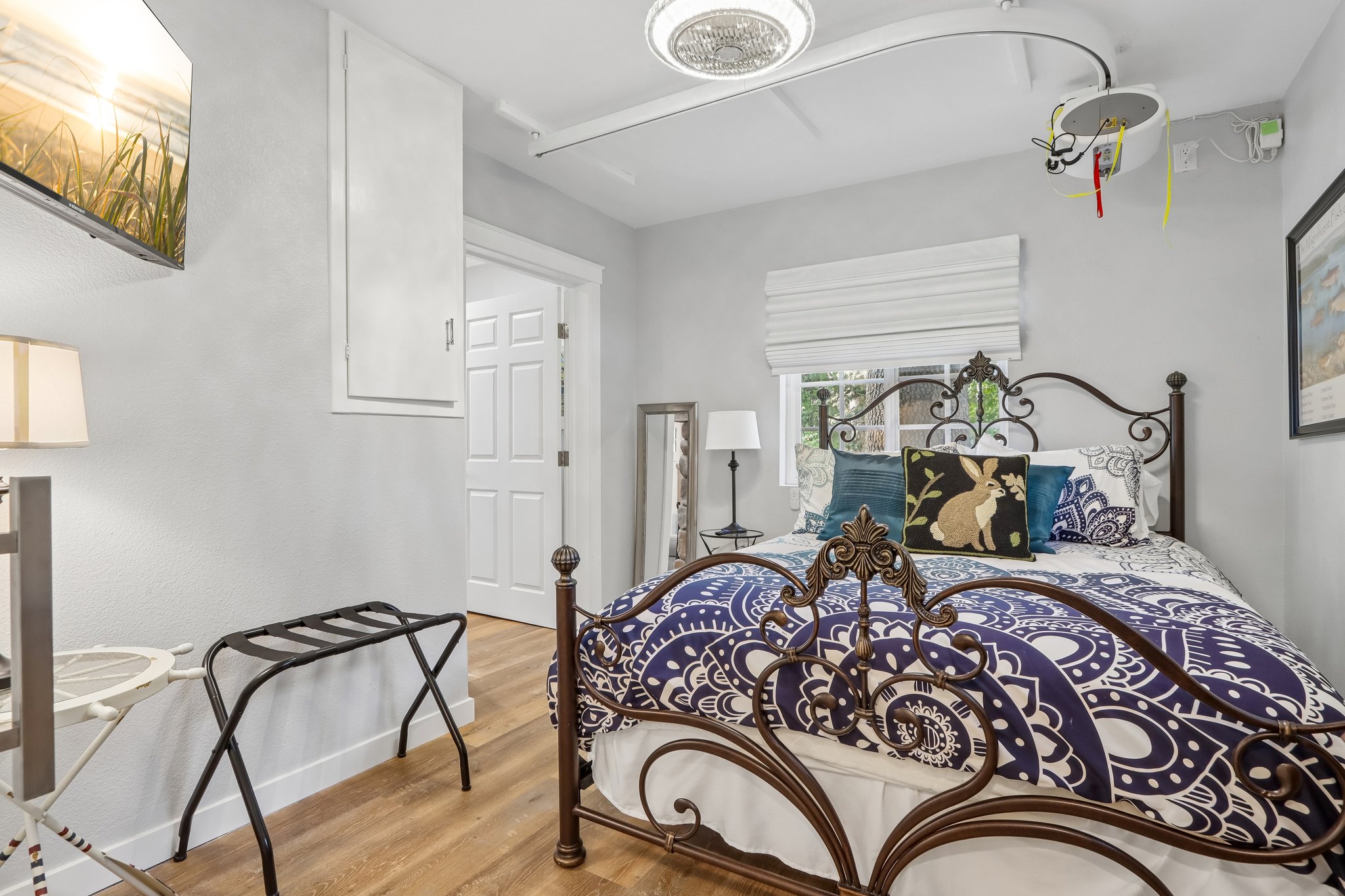 Hemlock Dr-S2808-023.jpg