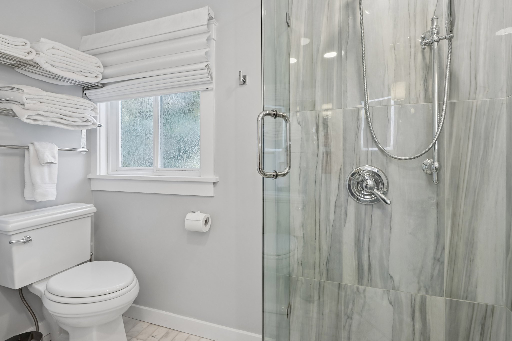 Hemlock Dr-S2808-030.jpg