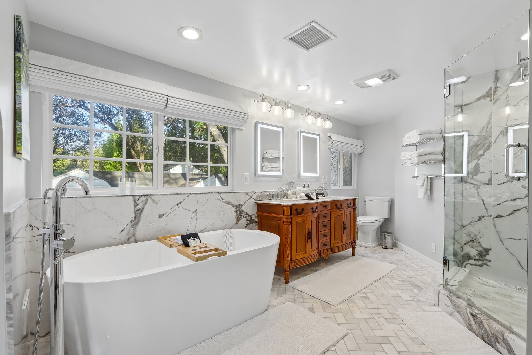 Hemlock Dr-S2808-038.jpg