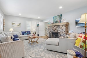 Hemlock Dr-S2808-008.jpg