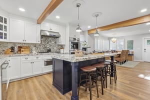 Hemlock Dr-S2808-017.jpg