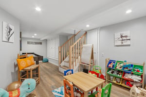 Hemlock Dr-S2808-027.jpg