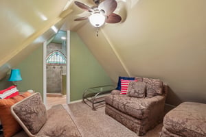 Hemlock Dr-S2808-045.jpg
