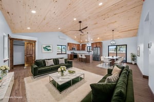 DSC05987 virtually staged.jpeg