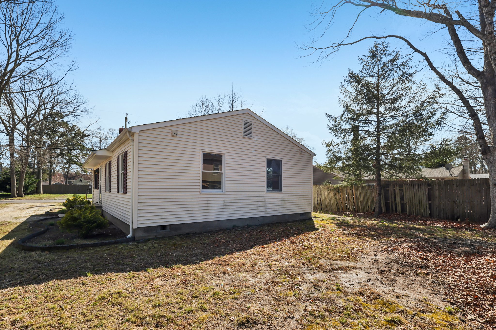 229 Point Pleasant Ave-S0704-034.jpg