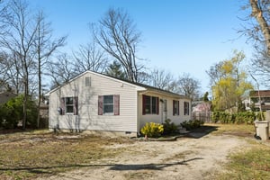 229 Point Pleasant Ave-S0704-005.jpg