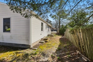 229 Point Pleasant Ave-S0704-038.jpg