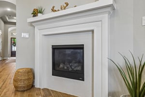 Evangeline-S1606-009.jpg