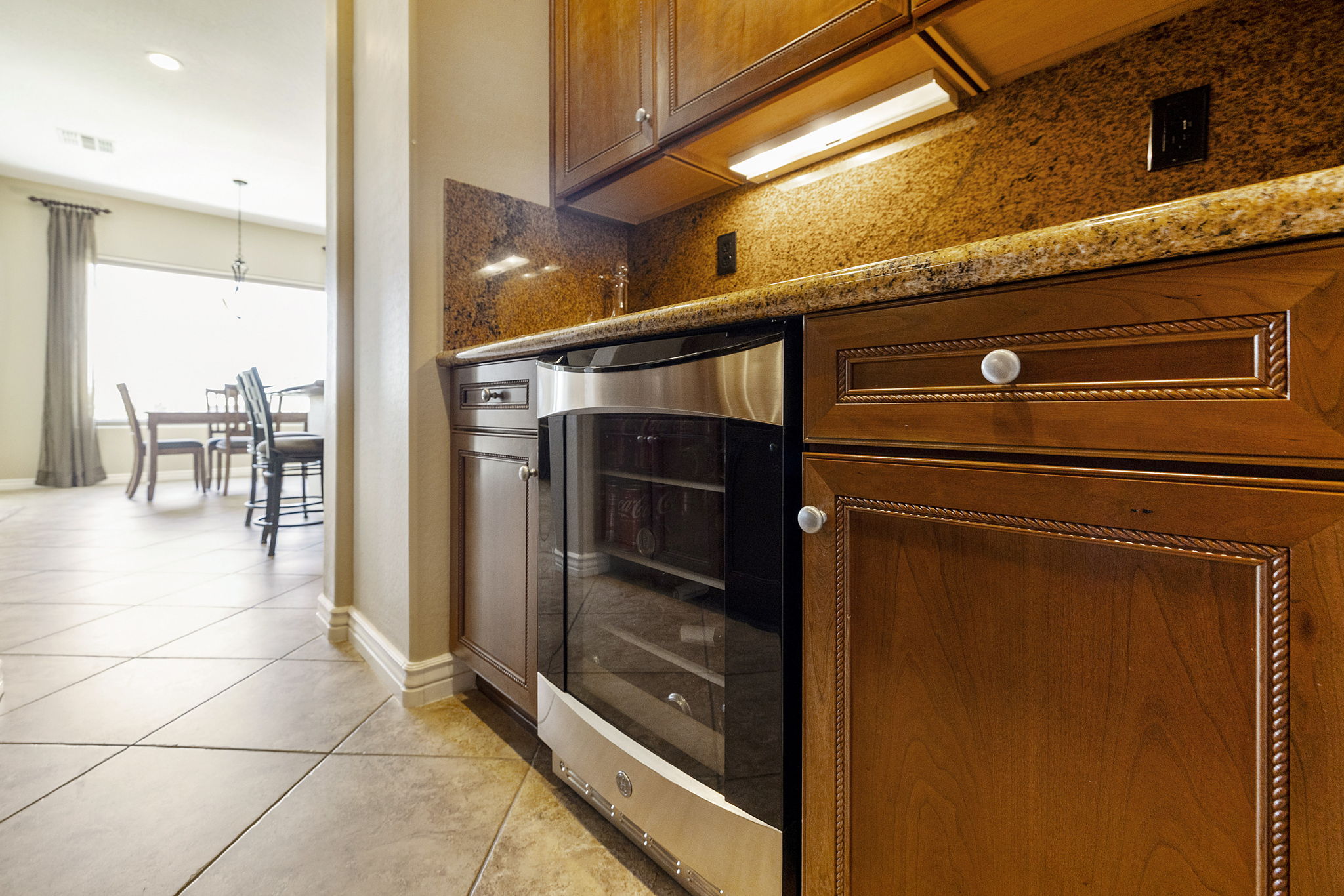 Beverage cooler