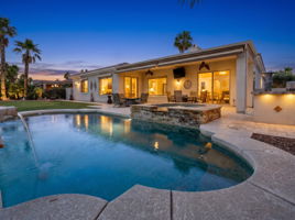Pool, Spa, Casita, Golf Course lot!