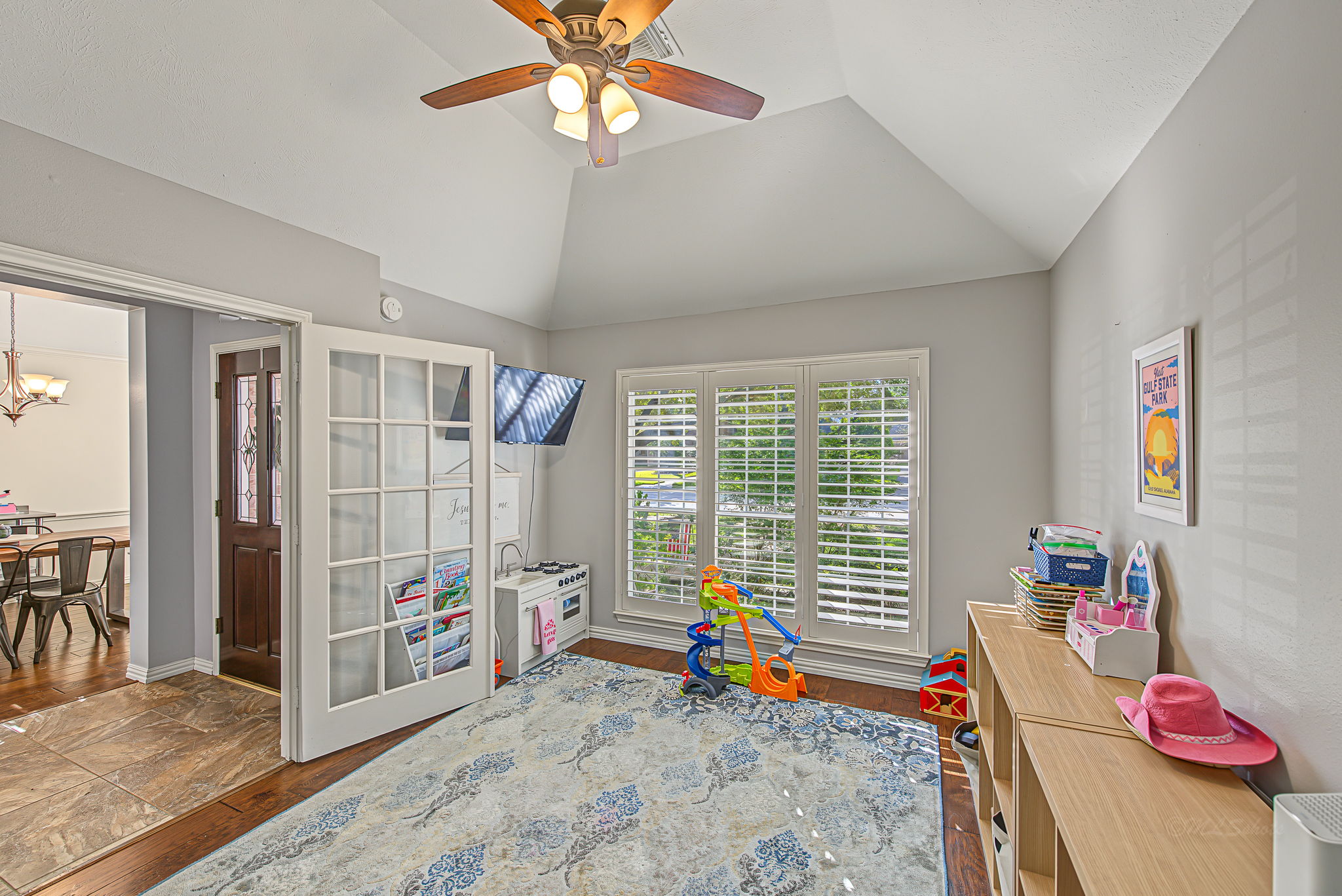  Photo 10