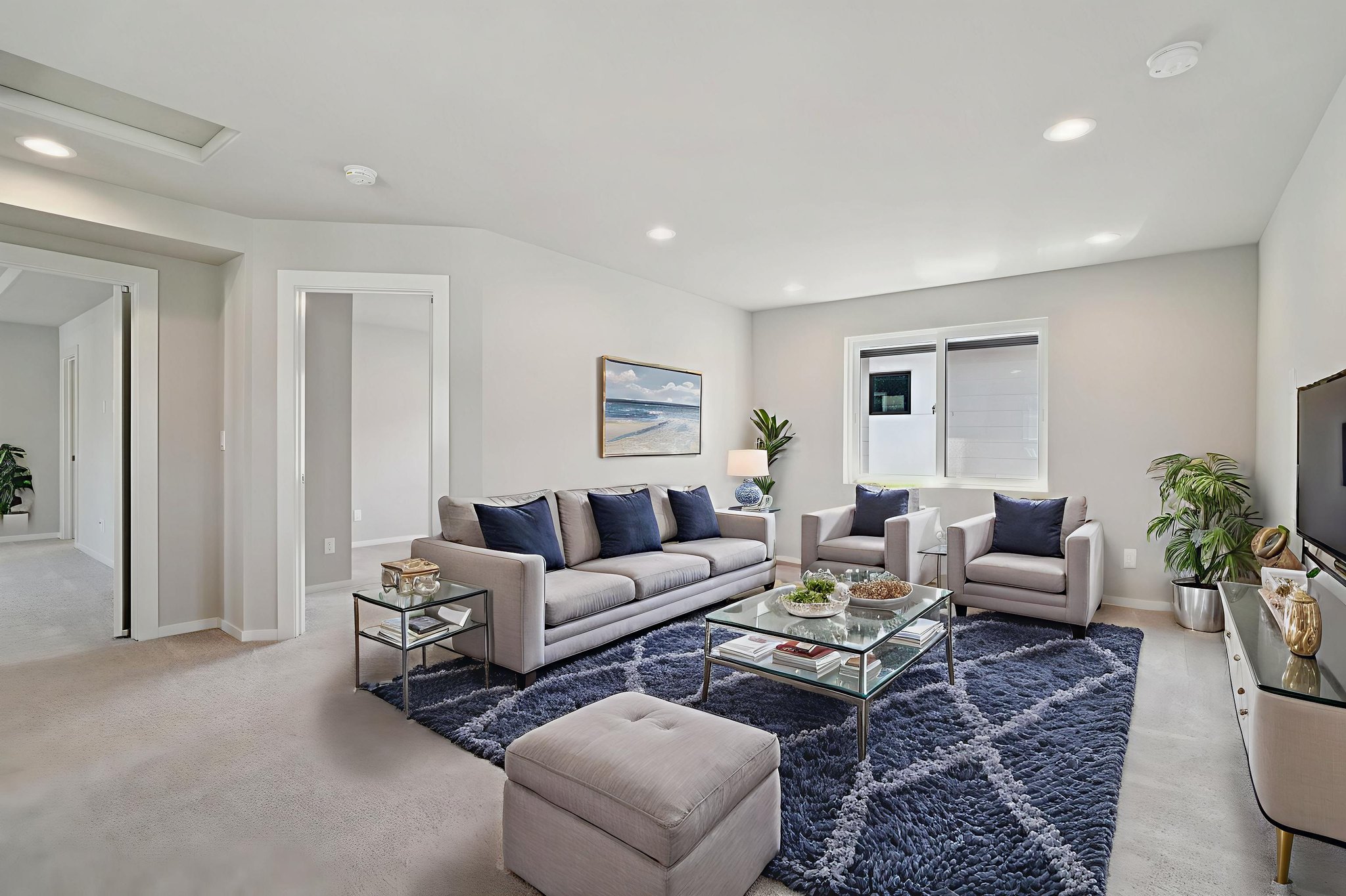 Poplar Ave SE-1806-022 virtually staged.jpeg