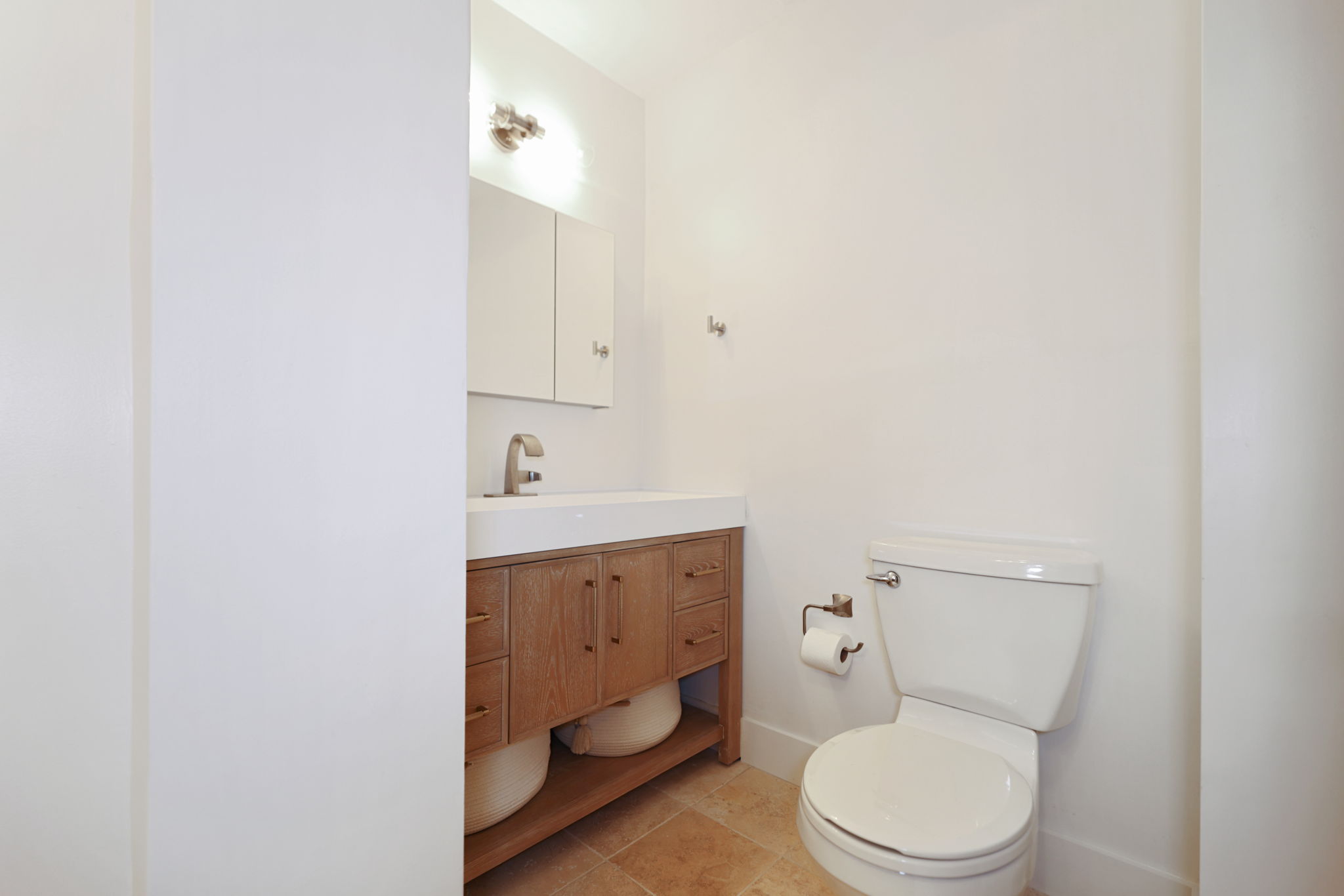 Bathroom 1 - 495A6955 (1)