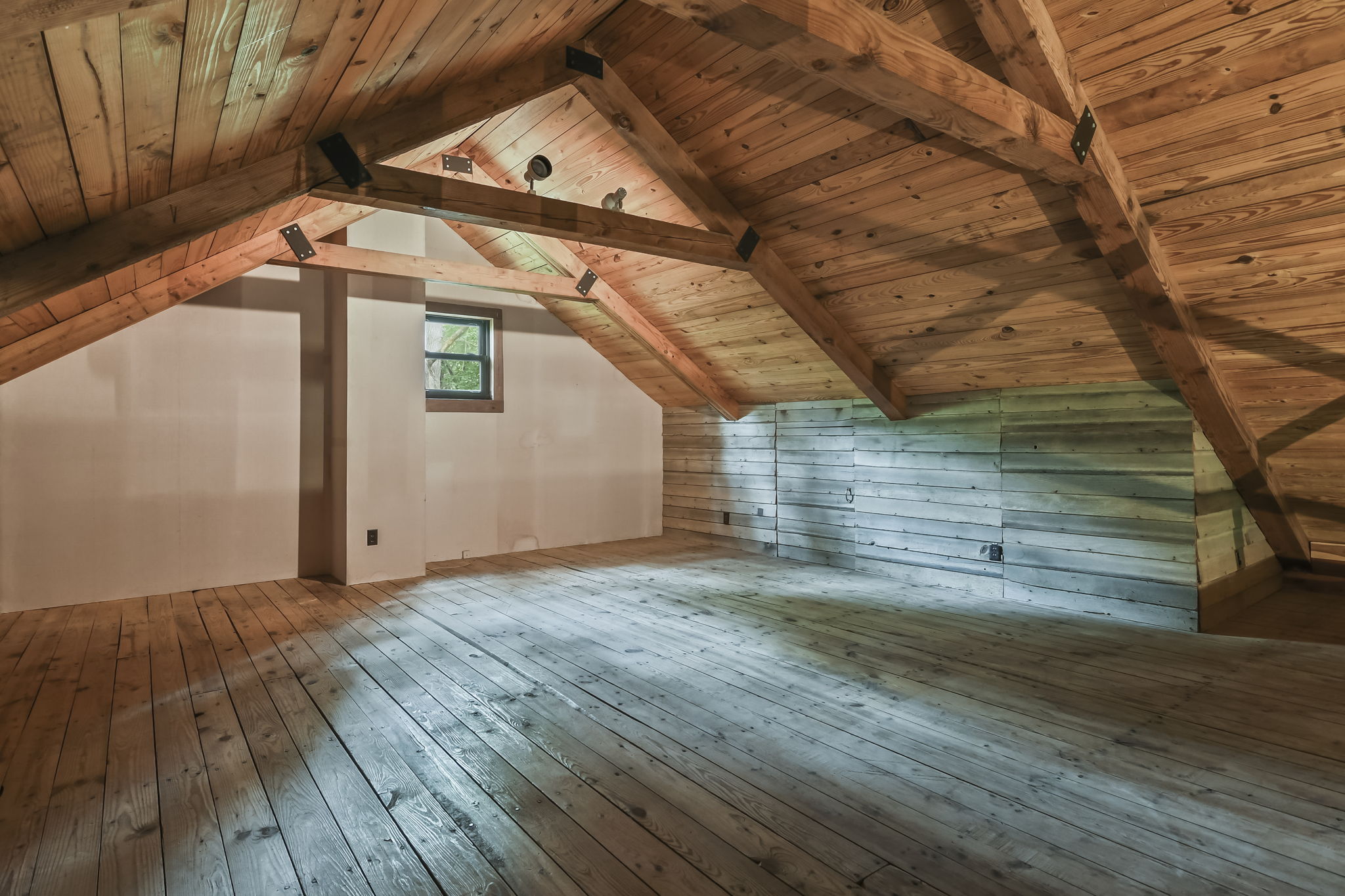 Bonus Room
