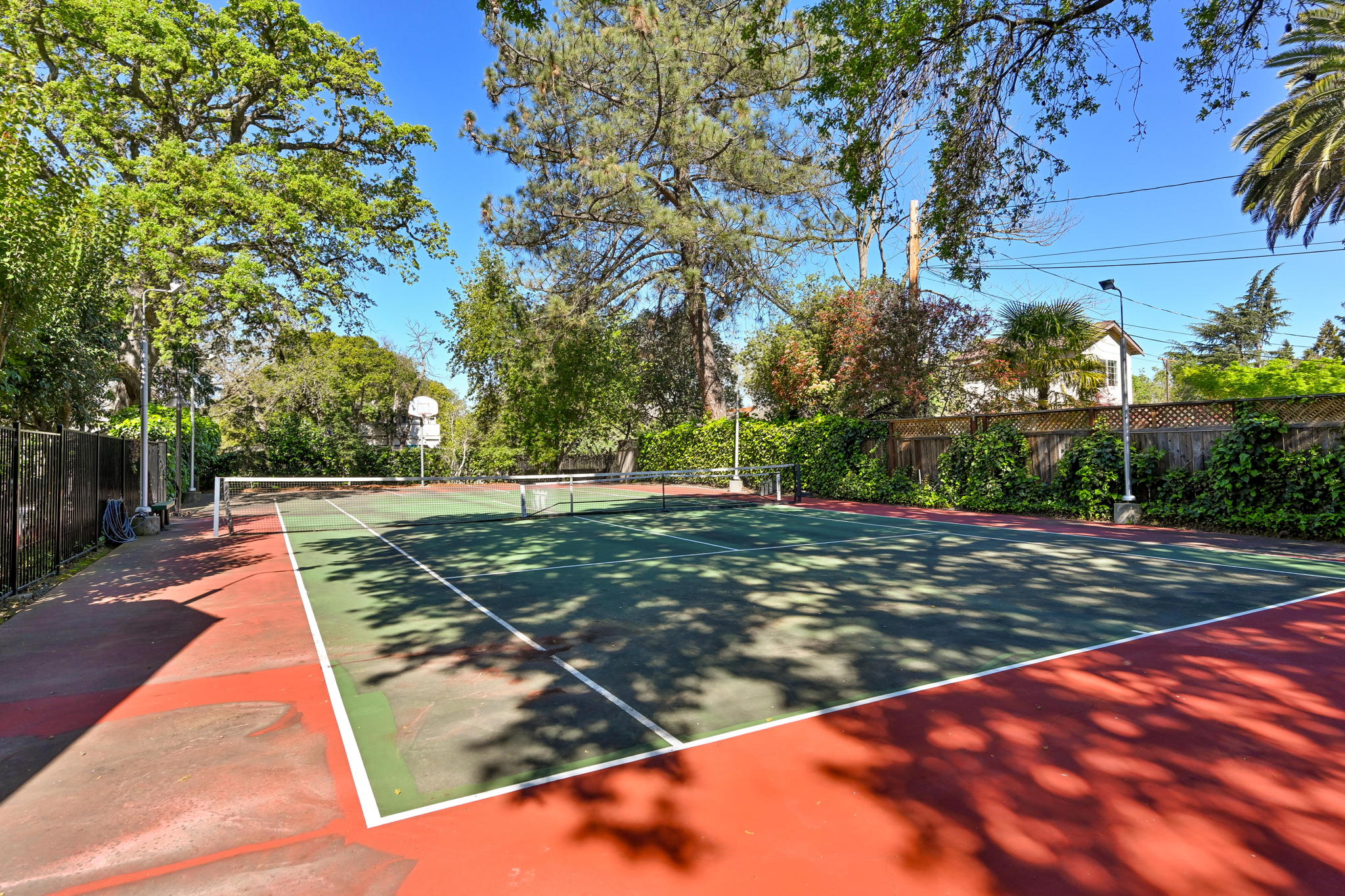 2297 Walnut Blvd, Walnut Creek, CA 94597, USA Photo 25